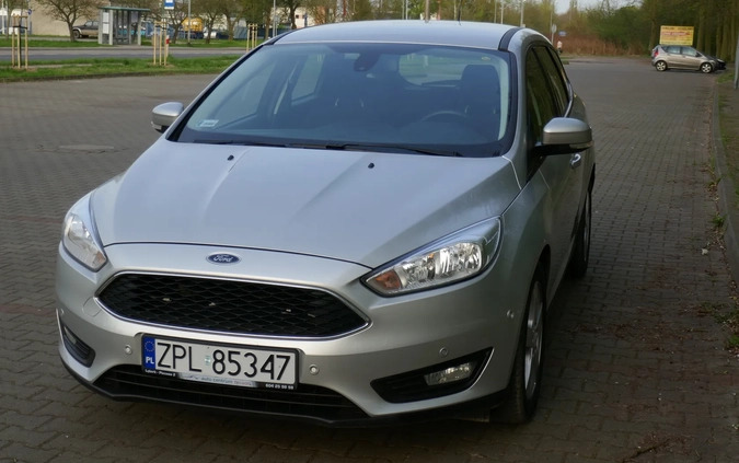 Ford Focus cena 34900 przebieg: 200000, rok produkcji 2016 z Szczecin małe 172